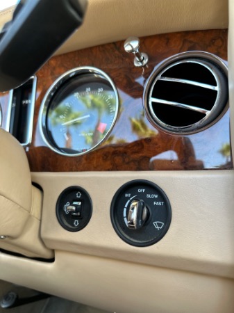 Used-2003-Bentley-Azure-Final-Series