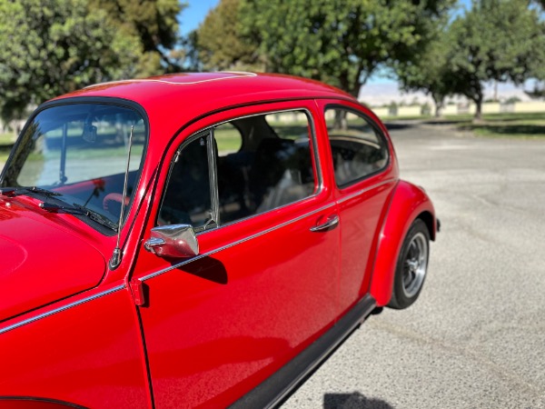 Used-1971-Volkswagen-Super-Beetle