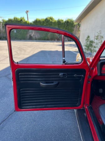 Used-1971-Volkswagen-Super-Beetle