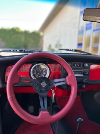 Used-1971-Volkswagen-Super-Beetle