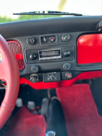 Used-1971-Volkswagen-Super-Beetle