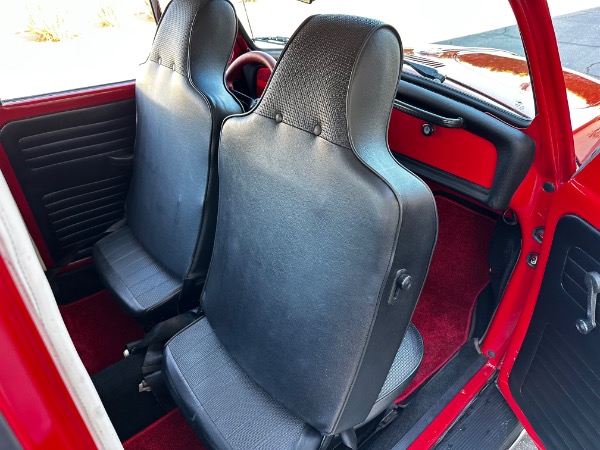 Used-1971-Volkswagen-Super-Beetle