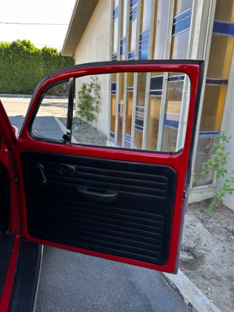 Used-1971-Volkswagen-Super-Beetle