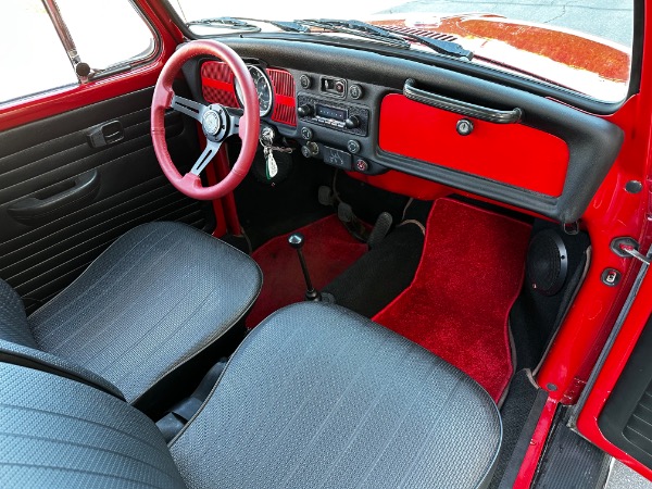 Used-1971-Volkswagen-Super-Beetle