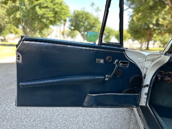 Used-1970-Mercedes-Benz-280SE