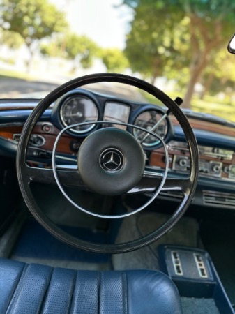 Used-1970-Mercedes-Benz-280SE