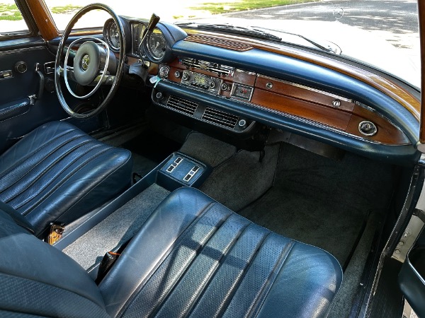 Used-1970-Mercedes-Benz-280SE