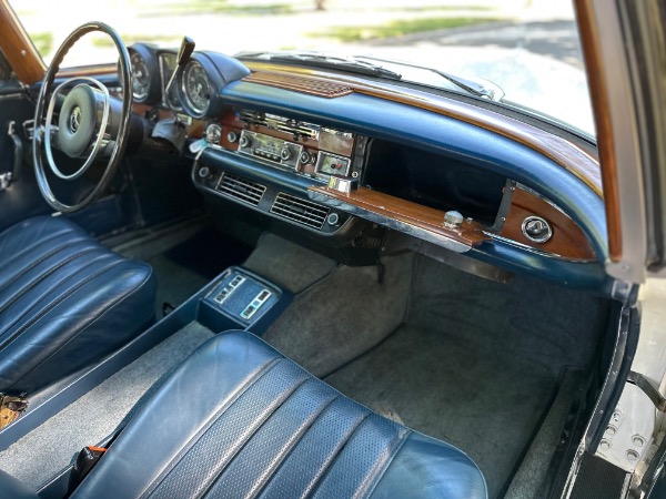 Used-1970-Mercedes-Benz-280SE