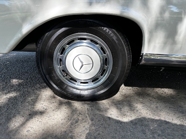 Used-1970-Mercedes-Benz-280SE