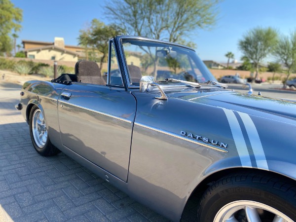 Used-1969-Datsun-2000