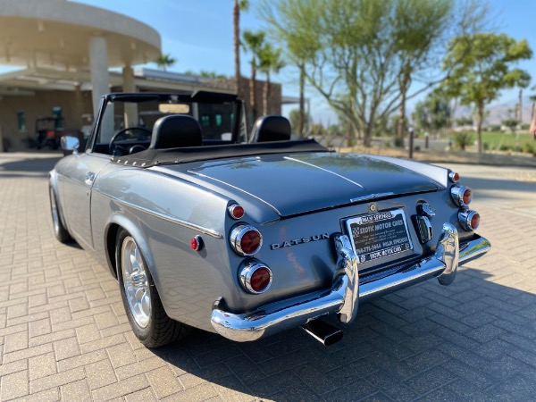 Used-1969-Datsun-2000