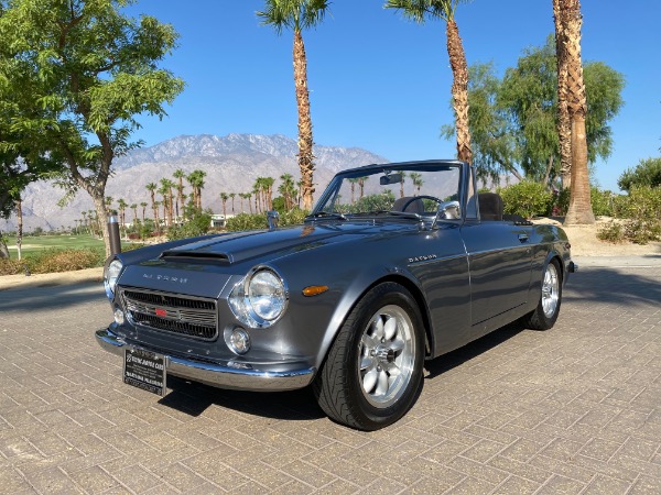 Used-1969-Datsun-2000