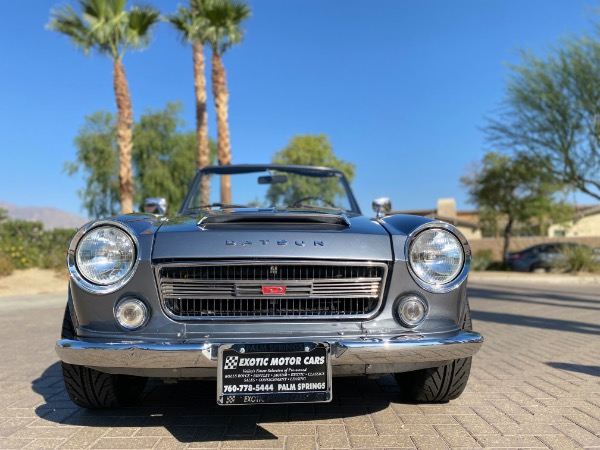 Used-1969-Datsun-2000