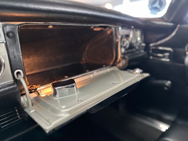 Used-1969-Mercedes-Benz-280SL