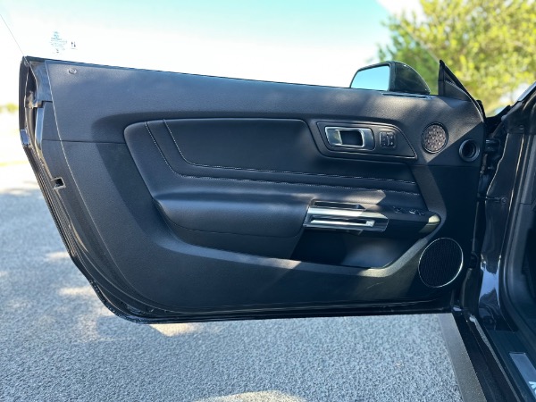 Used-2023-Ford-Mustang-GT
