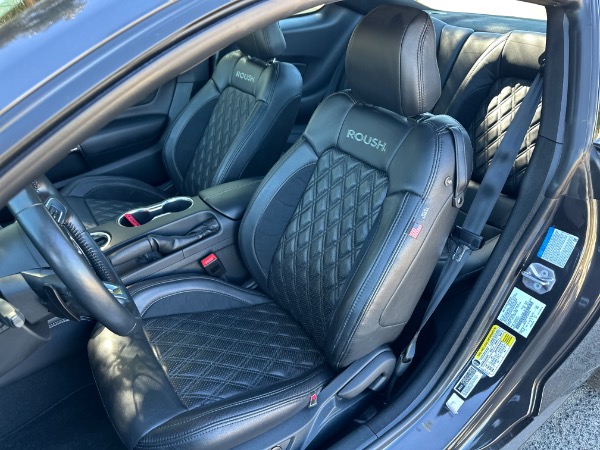 Used-2023-Ford-Mustang-GT
