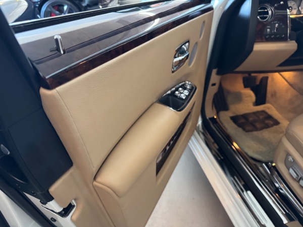 Used-2013-Rolls-Royce-Ghost