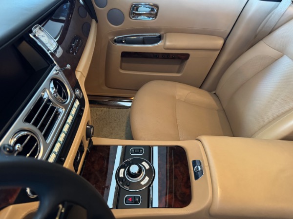 Used-2013-Rolls-Royce-Ghost