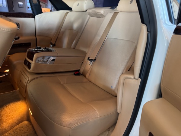 Used-2013-Rolls-Royce-Ghost