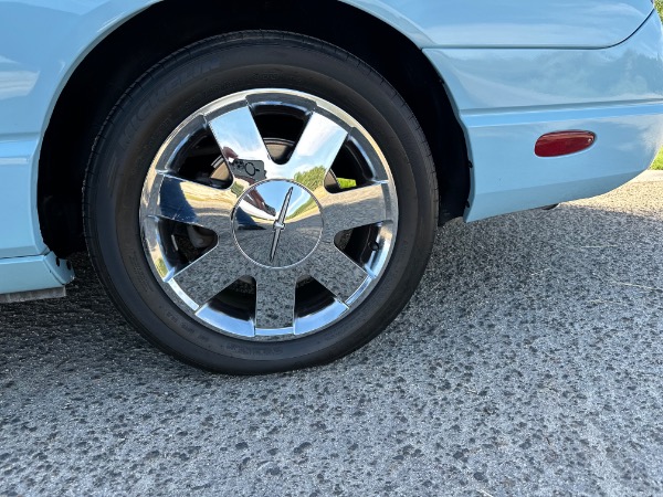 Used-2003-Ford-Thunderbird-Deluxe