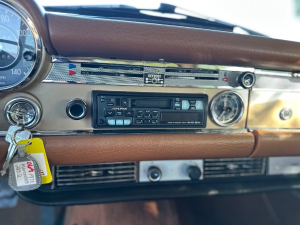 Used-1971-Mercedes-Benz-280SL