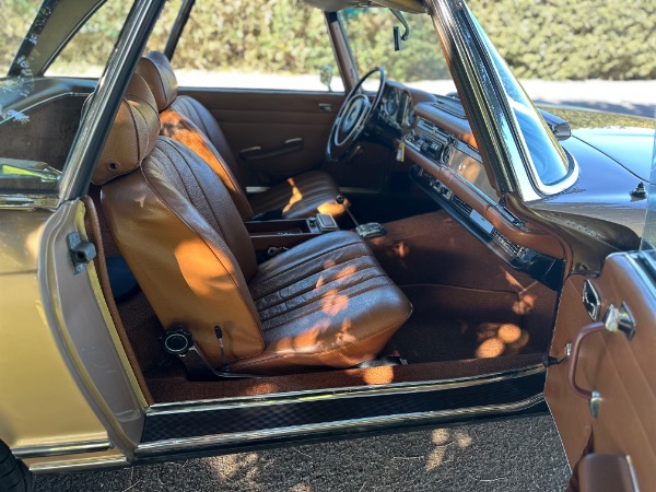Used-1971-Mercedes-Benz-280SL
