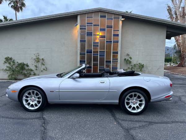 Used-2002-Jaguar-XKR
