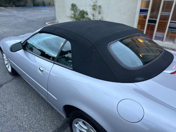 Used-2002-Jaguar-XKR