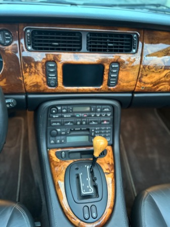 Used-2002-Jaguar-XKR