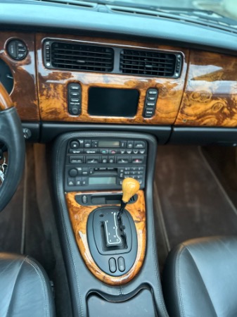 Used-2002-Jaguar-XKR