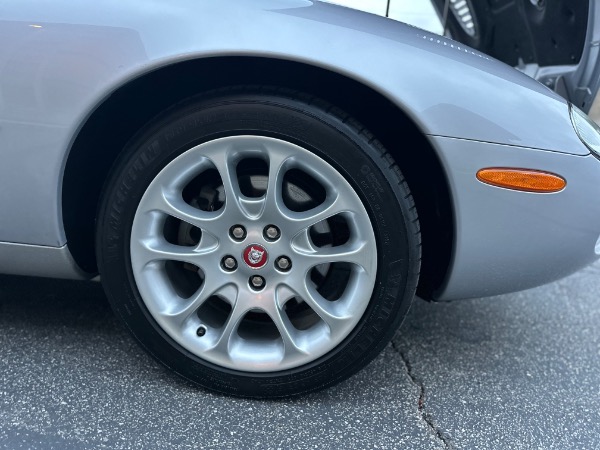 Used-2002-Jaguar-XKR