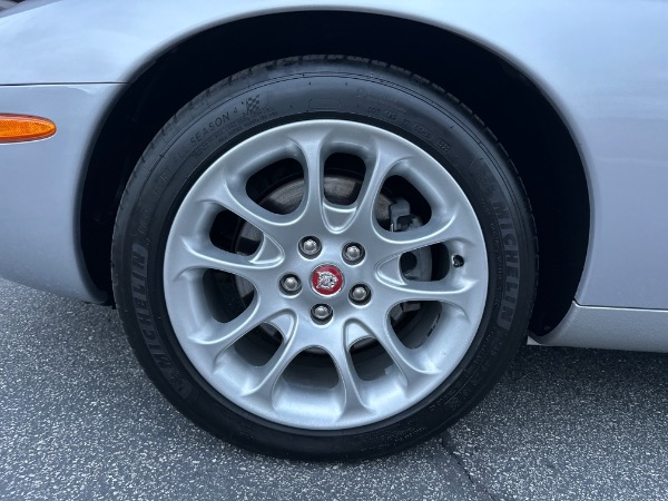 Used-2002-Jaguar-XKR