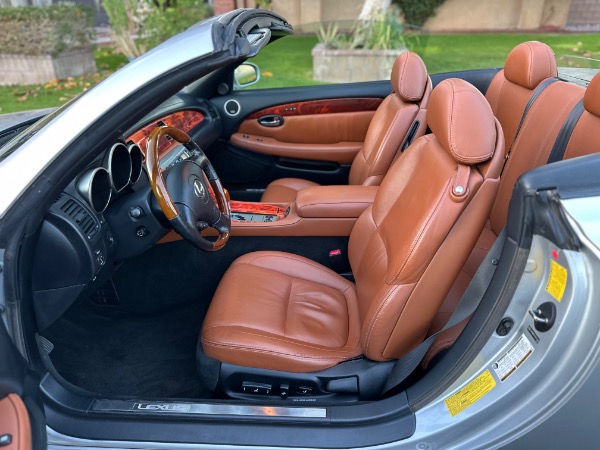 Used-2007-Lexus-SC-430