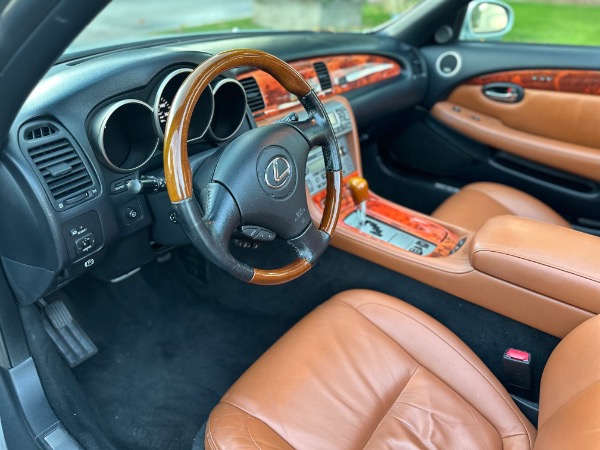 Used-2007-Lexus-SC-430