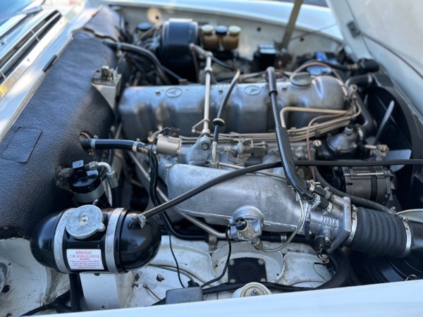 Used-1970-Mercedes-Benz-280SL
