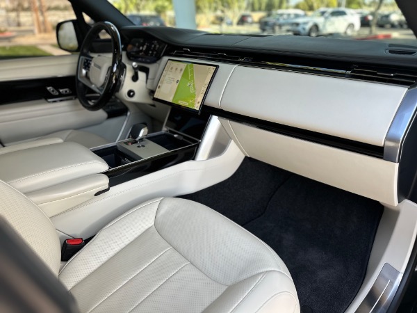 Used-2024-Land-Rover-Range-Rover-P530-Autobiography