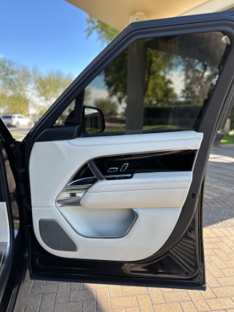 Used-2024-Land-Rover-Range-Rover-P530-Autobiography