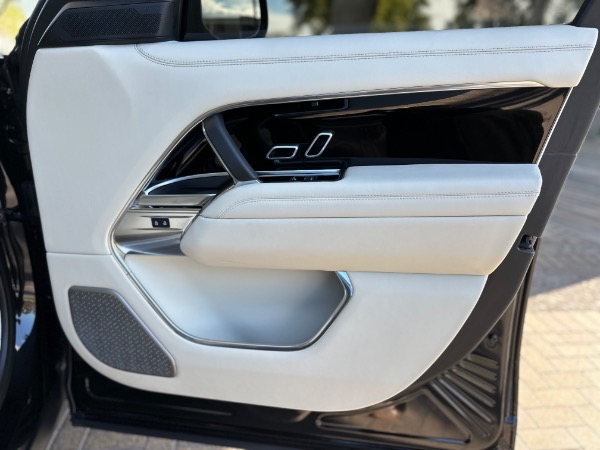 Used-2024-Land-Rover-Range-Rover-P530-Autobiography