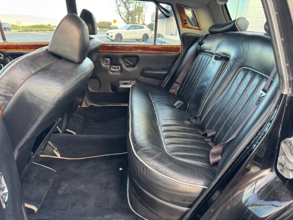 Used-1974-Rolls-Royce-Silvershadow-long-wheel-base
