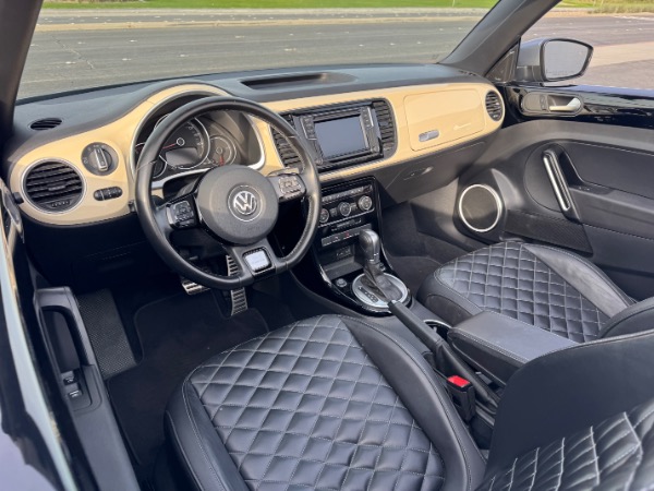 Used-2019-Volkswagen-Beetle-Convertible-20T-Final-Edition-SEL