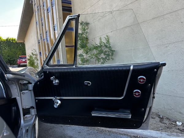 Used-1963-Chevrolet-Corvette-Stingray