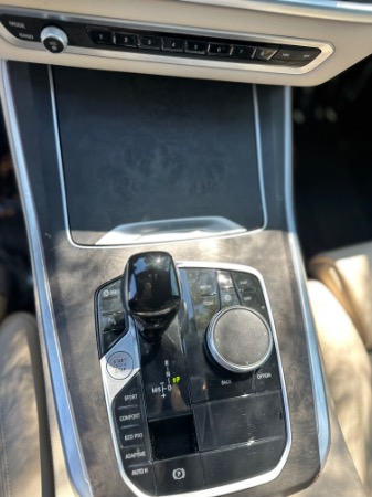 Used-2022-BMW-X5-sDrive40i