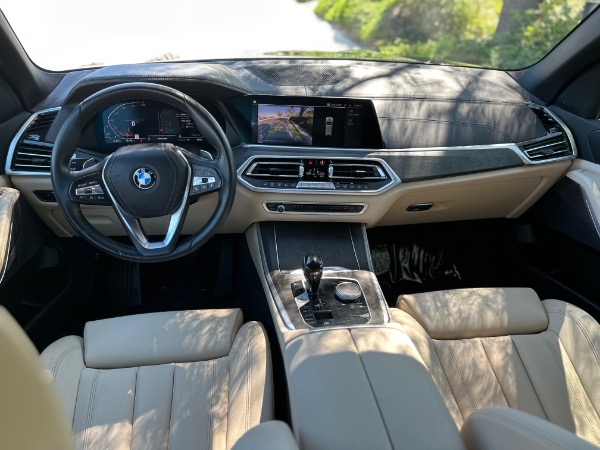 Used-2022-BMW-X5-sDrive40i