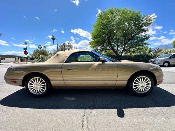 Used-2005-Ford-Thunderbird-Deluxe