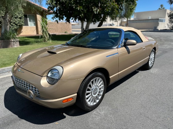 Used-2005-Ford-Thunderbird-Deluxe