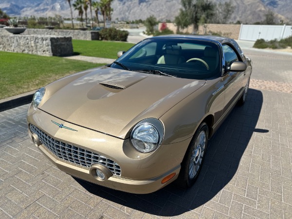 Used-2005-Ford-Thunderbird-Deluxe