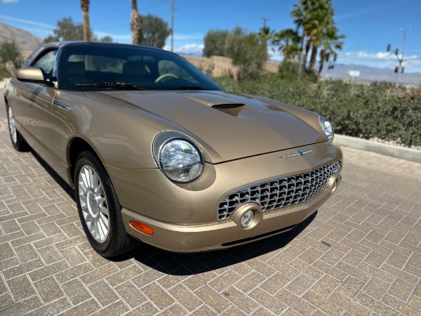 Used-2005-Ford-Thunderbird-Deluxe