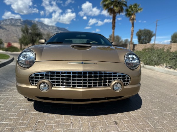 Used-2005-Ford-Thunderbird-Deluxe