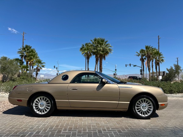 Used-2005-Ford-Thunderbird-Deluxe