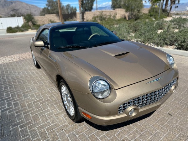 Used-2005-Ford-Thunderbird-Deluxe
